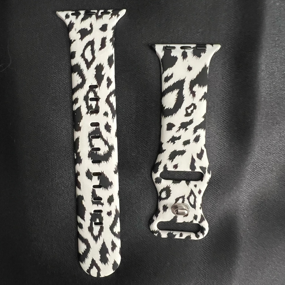 White leopard print Apple watch band fits size 42/44/45/49 mm
